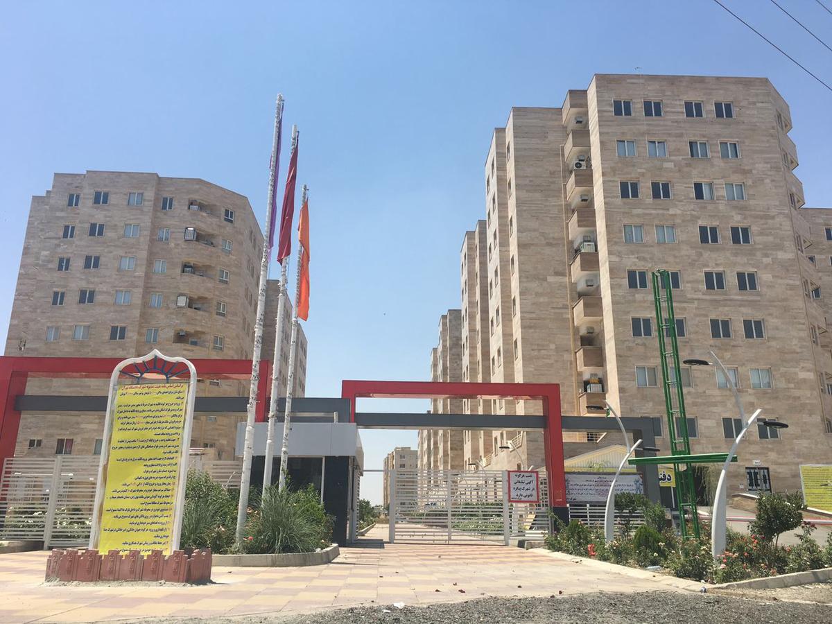 کرج فروش آپارتمان ۱۰۰ متری محمدشهر سه راه زیبا دشت شهرک دانشگاه
